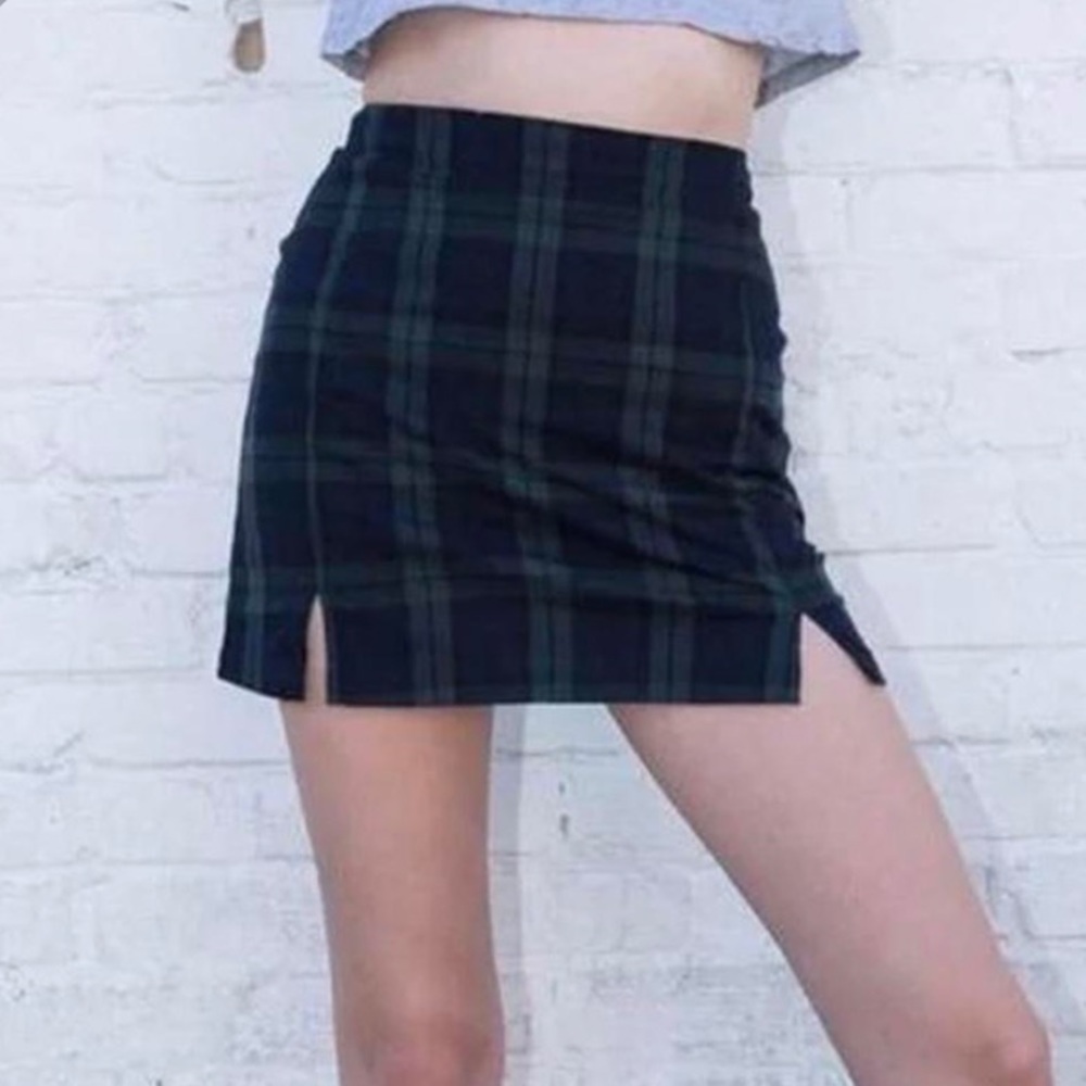 Brandy Melville green soft plaid cara skirt